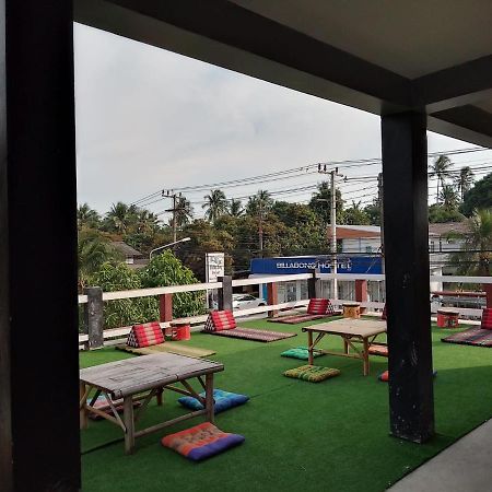 Billabong Hotel And Cafe Baan Tai Exterior photo