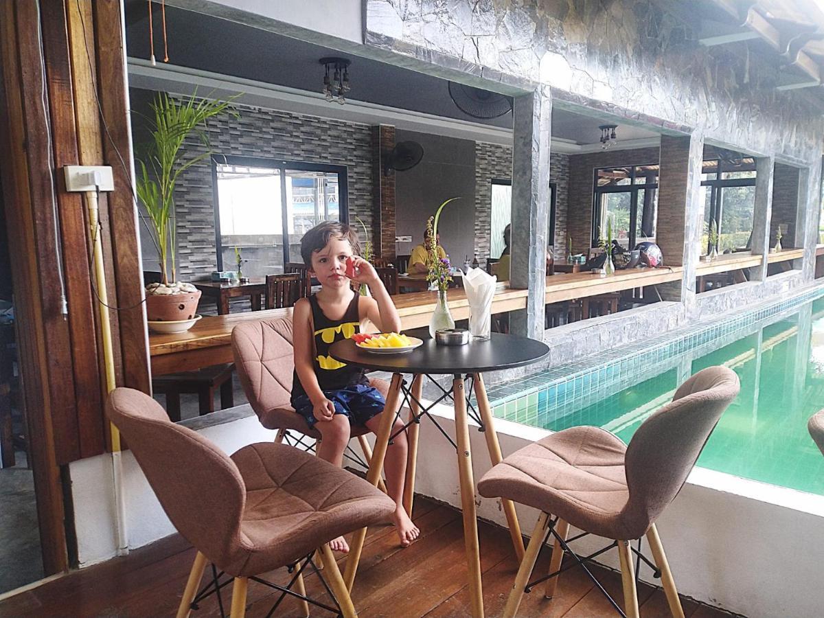 Billabong Hotel And Cafe Baan Tai Exterior photo