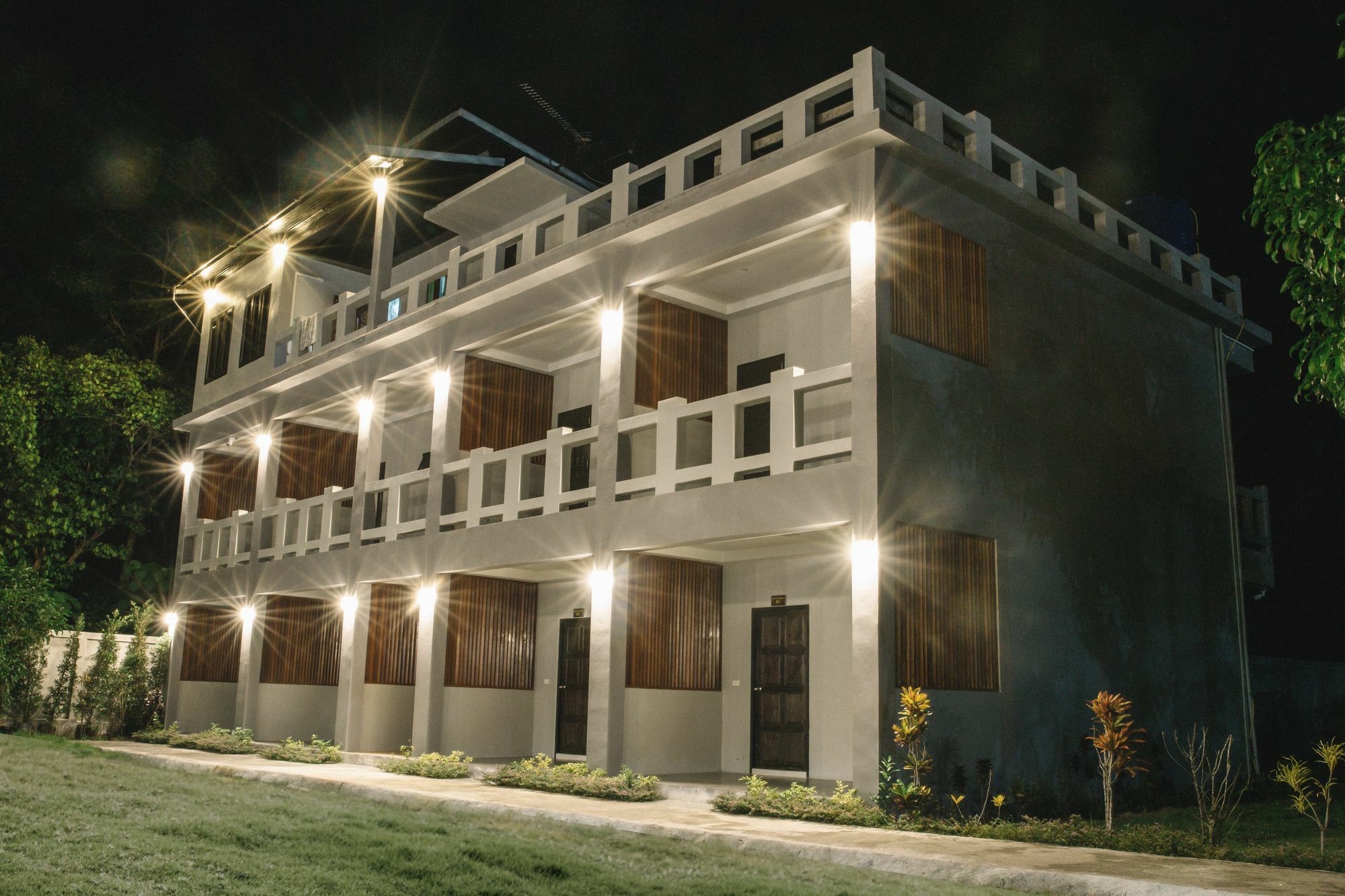 Billabong Hotel And Cafe Baan Tai Exterior photo