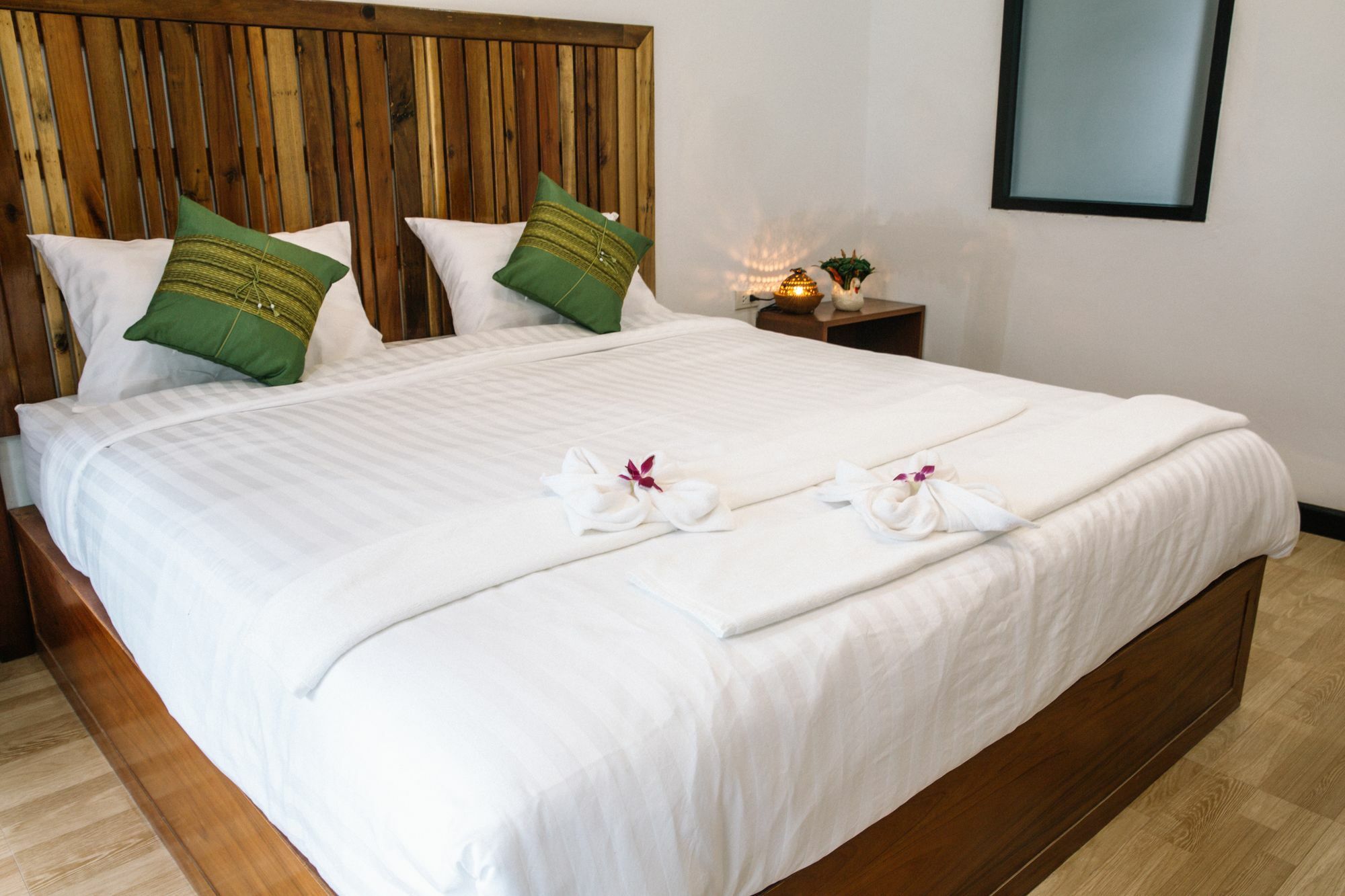 Billabong Hotel And Cafe Baan Tai Exterior photo